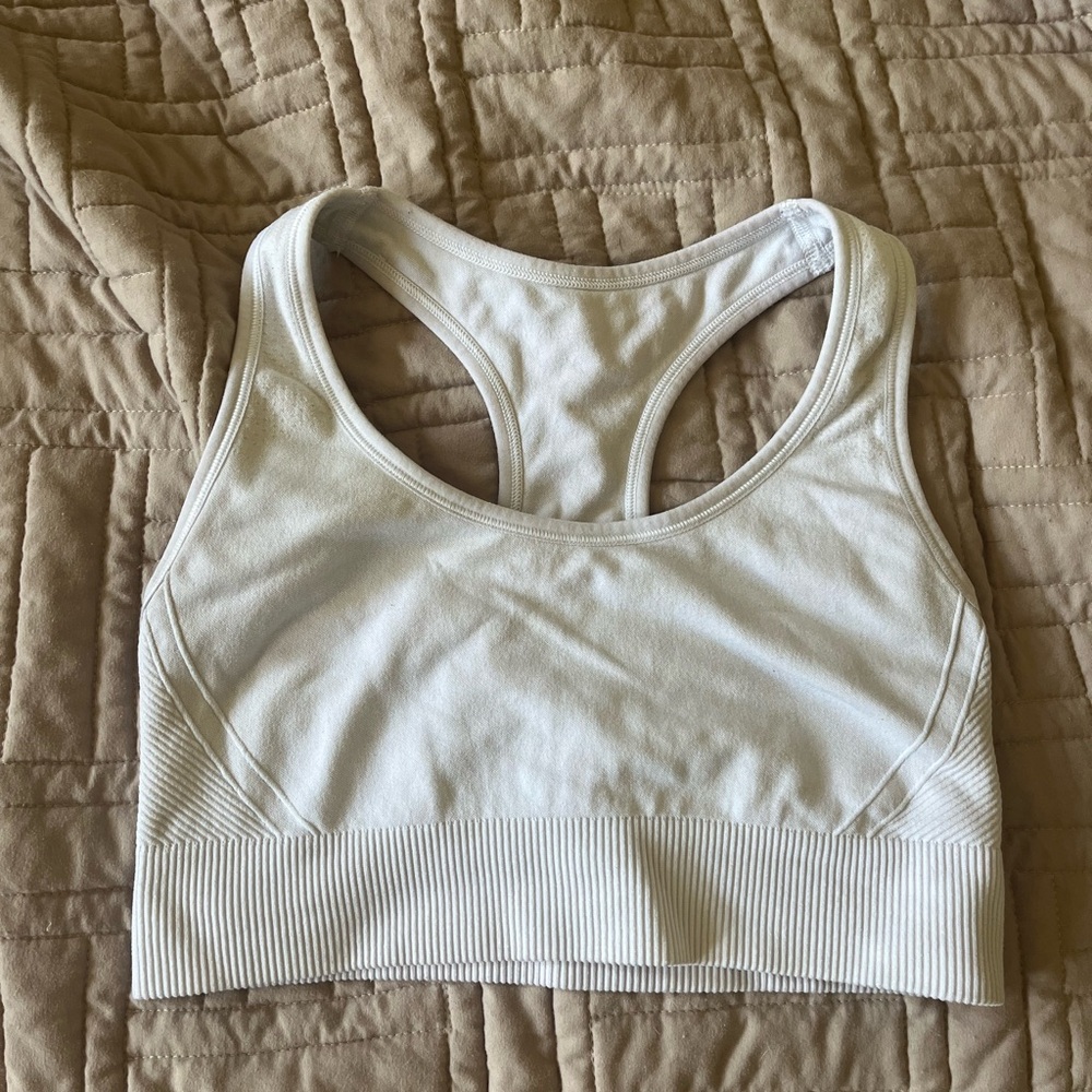 Sports bra